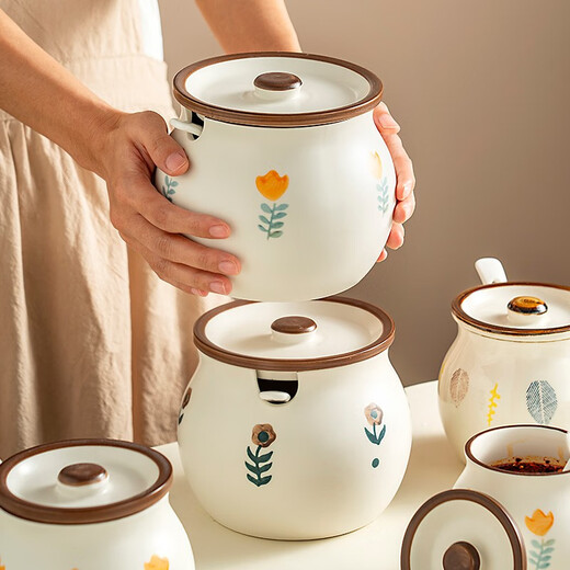 Onlycook lard jar ceramic high temperature resistant household chili oil jar with lid and spoon oil chili jar oil storage tank chili jar old-fashioned small yellow flower medium size (660ml with lid and small spoon)