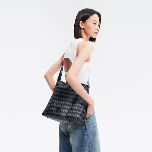 
OMTO 25 new black truffle soft hobo bag large capacity women commuting one-shoulder crossbody bag birthday gift for girls