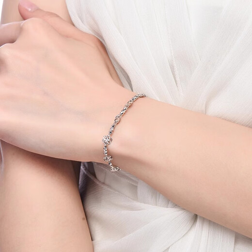 Yuan Shengfu's new PT950 fashionable flower bead platinum bracelet, authentic and versatile platinum bracelet for women, 4.78 grams, length 17-19CM