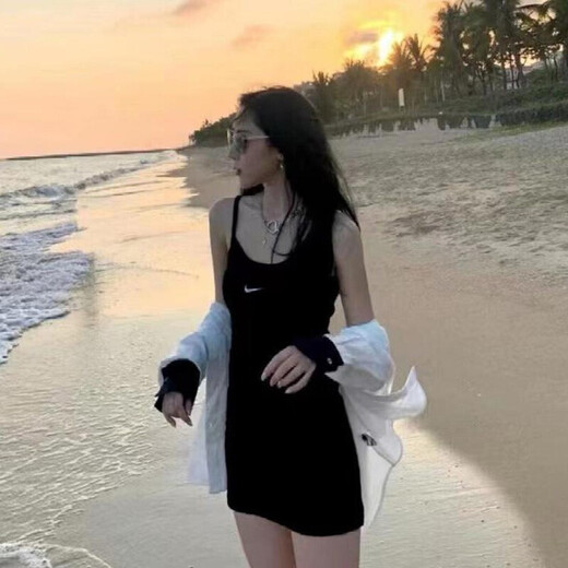 耐克（NIKE）连衣裙无袖女装夏季新款上衣运动服针织透气修身休闲吊带裙 DM6231-010/黑色 M