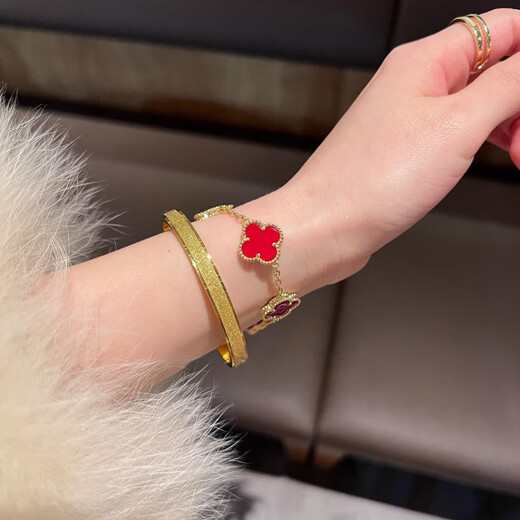 Yadige 18K gold bracelet, niche frosted bracelet, light luxury style ring bracelet, versatile and stackable, two small pink shell bracelets