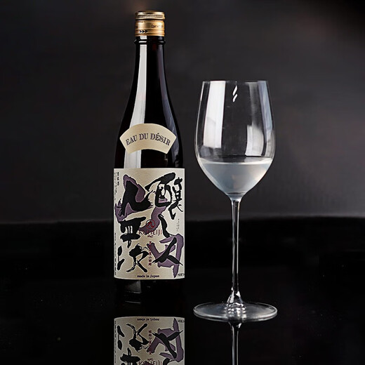 酿人九平次 希望之水清酒 1800ml 纯米大吟酿 日本 甘口 日料佐酒 送礼盒装