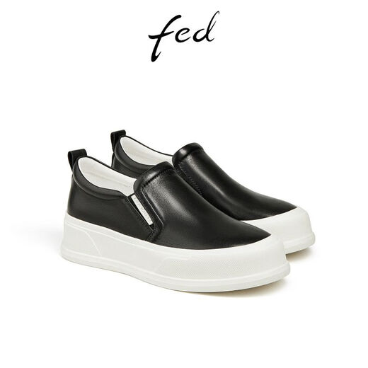 Alimentados zapatos casuales de suela gruesa para otoño nuevos zapatos para mujeres con zapatos individuales de una boca profunda de un pie.