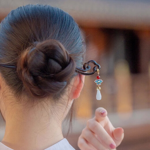 Two generations of happy hairpins for ladies, antique wooden walking tassels, new Chinese style high-end hairpins, solid wood hairpins, simple and modern hairpins