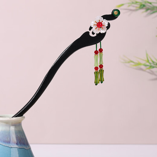 Lingchuan ancient style hairpin, tassel jade rabbit, new Chinese style hairpin, imitation ebony hairpin, Hanfu accessories, costume headwear, bustling sound