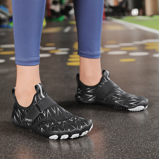 Ruizhilang Indoor Fitness Shoes Men's Squat Skipping Rope Jumping Shoes Anti-Slip Women's Pilates Yoga Deadlift Breathable Comprehensive Training Shoes Chang 515 Black Gray (One Size Smaller) 44