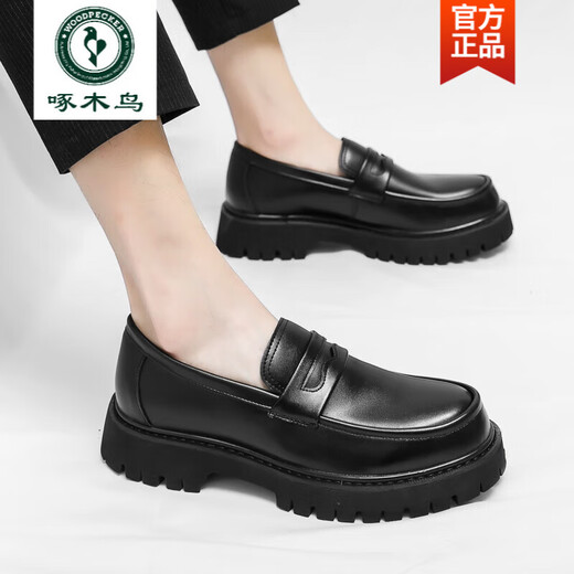 Woodpecker Men's Moders 2025 Nouvelles chaussures pour hommes Souleuses épaisses semelles brillantes Chaussures en cuir à tendance Lazy Chaussures 3519 Black High Quality version 40