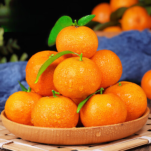 Authentic Guangxi sugar orange fresh fruit seasonal golden autumn tangerine seedless small sugar orange whole box 3Jin Jin equal to 0.5kg, pure sweet and no residue Authentic Guangxi sugar orange fresh fruit seasonal golden autumn tangerine seedless small sugar orange whole box 3Jin Jin equal to 0.5kg, pure sweet and no residue