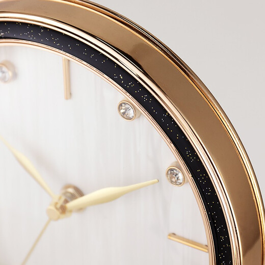 Hanshi (Hense) creative table clock fashion modern art clock ornaments living room desktop clock sitting desktop quartz clock HD56 white