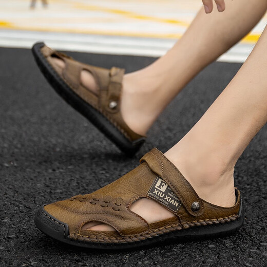 Qice Sandals d'été pour hommes-toe-toe Casual Chaussures extérieures Sandales de plage respirant à la mode Pantres de sport Chaussures de trou d'été 689 Brown 43