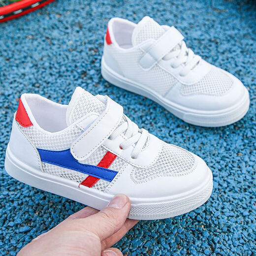 Little Hanlu Men and Girls Breathable Mesh Zapatos 2022 Nuevos zapatos blancos versátiles de verano Zapatos de malla Mesh Sports Shoes Student Shoes 686 White Leather Surface [Alta calidad] Tamaño 35 Tamaño interior Longitud 21 cm, una talla más pequeña
