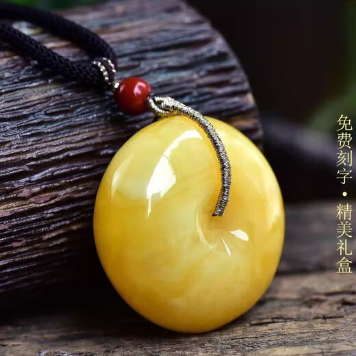 DL 1998 Fat Donglai same style beeswax safety buckle pendant natural Russian material white flower chicken oil yellow amber men and women necklace hanging diameter about 45mm