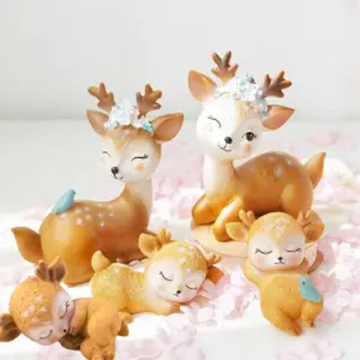 Qumeisi cartoon sika deer ornaments living room children's room decoration ornaments car ornaments cute deer birthday gift family of five deer