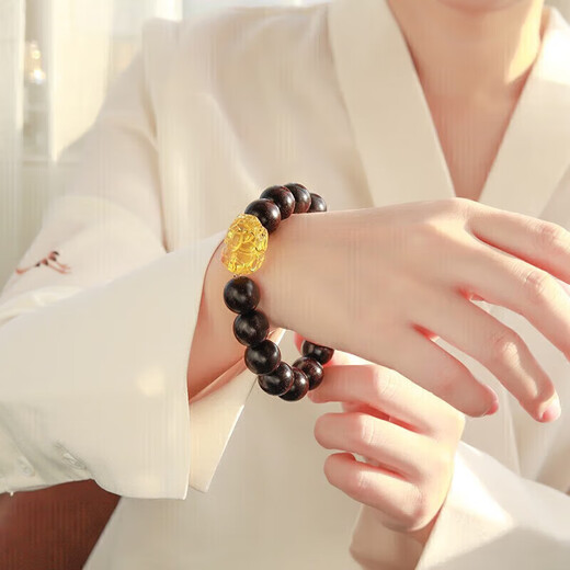 Bijoux Yanyun Beaucoup de bracelet de santal de santal rouge Vénus Indian Small Feuille Red Wenhua Perles bouddhistes Authentiques Bracelet et femmes Bracelet de santal