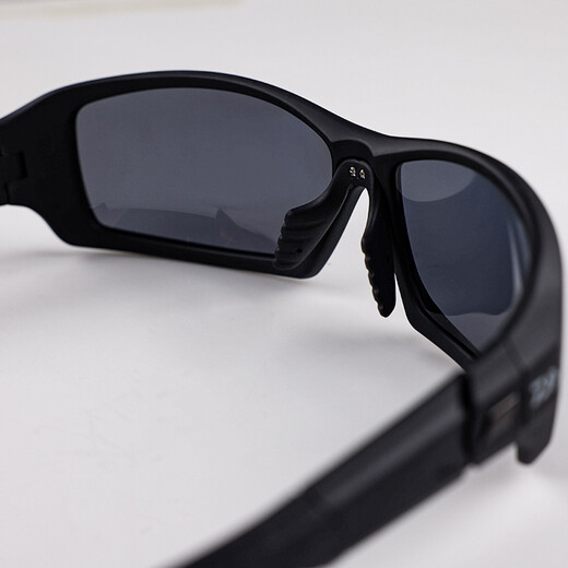 DAIWA's new DN-8021CS polarized sunglasses, fishing glasses, fashionable sunglasses, 23 types of outer polarizers, red