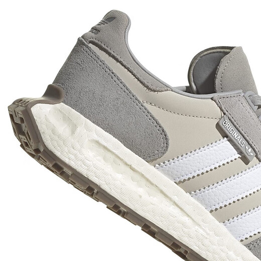 Adidas Adidas Adidas Série de trèfle masculine et féminine Chaussures décontractées sportives confortables et polyvalentes Gy9922 36,5