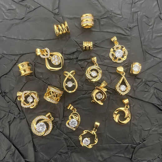 Luruo 18K gold pendant women's gold necklace single pendant single gold clavicle chain single pendant without chain 18k gold (crown)