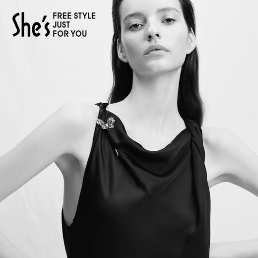 She s Qianzi Yaowo Declaration Butterfly Craft Crystal Brooch High-end Pin Light Luxury Corsage Birthday Gift for Girlfriend Dark Blue C0