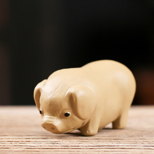 Purple clay tea pet ornaments creative fortune-seeking Year of the Pig mascot can raise tea set tea table tea play desktop decoration small suckling pig Zhuni