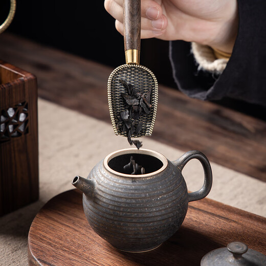 Six Gentlemen of Gold-Inlaid Jade Tea Ceremony, Walnut Wood Kung Fu Tea Set Accessories, Tea Clamps, Tea Spoons, Tea Needles, Su Chuang Tea Ceremony, Six Gentlemen
