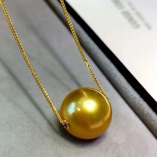 Fat Donglai same style South Sea gold pearl pendant natural sea water gold beads passerby necklace 18 silver chain O-shaped chain 9-10mm