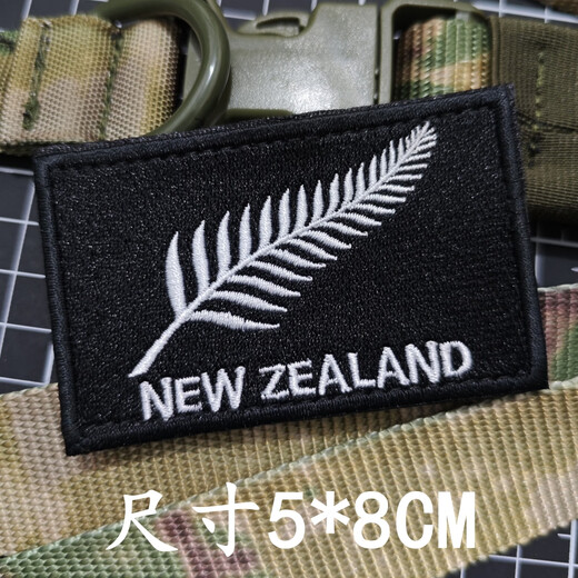Tactical Mandrill New Zealand Flag Armband Silver Fern Logo Badge Embroidered Velcro Badge Flag Morale Badge Outdoor Backpack Sticker Silver Fern with Letters 5*8CM