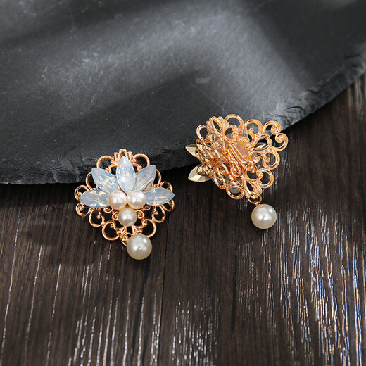 Meng Junchen Hanfu Hanfu hair buttons, braid buttons, handmade hair accessories, leather band buttons, decorated with antique style imitation pearl flowers, embellished ponytail buttons, Rong Zhi, a pair