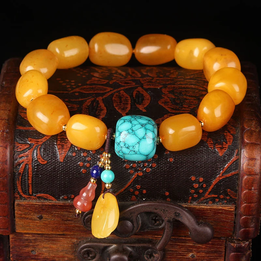 Zhenghe Jewelry Boutique Chicken Fat Yellow Beeswax DIY Bracelet with Nanhong Weight 19.05g