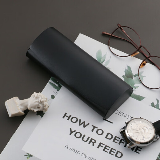 Ultralight aluminum anti-compression myopia glasses box metal aluminum alloy portable anti-pressure ultra-thin storage mirror box silver black (glass fabric)