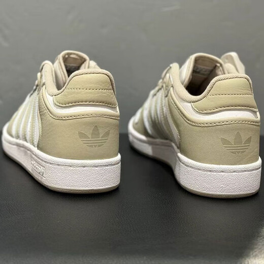 
Adidas official ship store Clover men's shoes women's shoes couple's shoes Smith sports shoes cushioning low-top casual shoes 6212/leather/versatile heel Clover logo 40