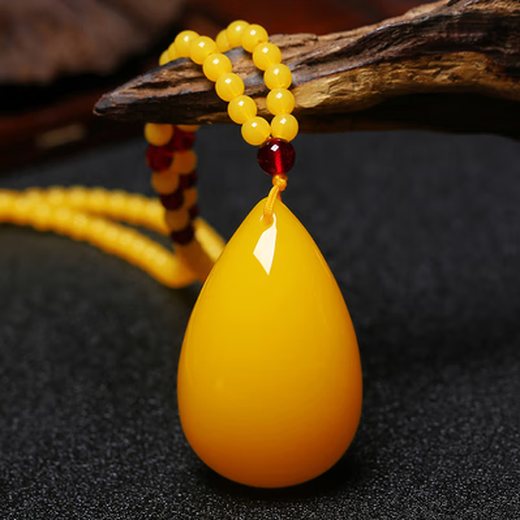 Taste Ju natural old beeswax water drop pendant chicken fat yellow amber men and women long sweater chain couple pendant necklace 1# water drop beeswax buy two get one free