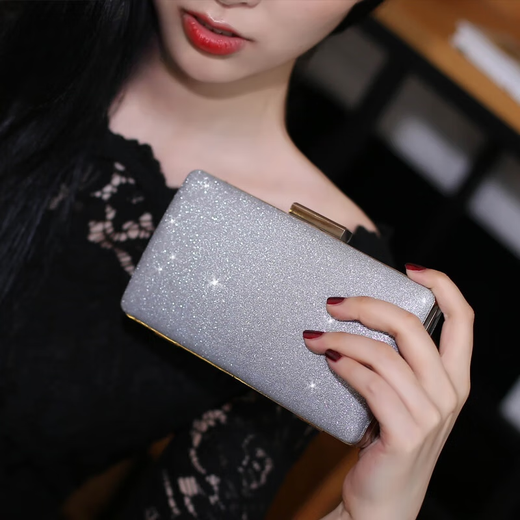 Kuqidaishu embrague bolso para mujeres 2024 nueva cena bolso de celebridades temperamento de temperamento bolso plateado