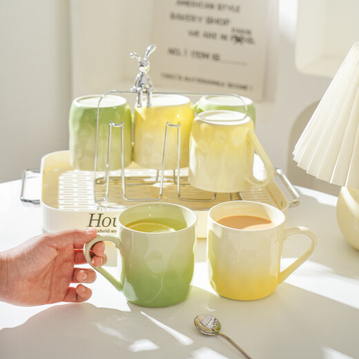 Housewarming water set, high-end Mark cup, home drinking cup, tea set, living room tea set, mixed color six pack + tray + cup holder. If you need a gift box, please contact online customer service to add it