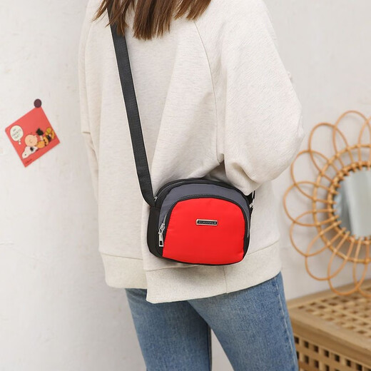 QUEENJOY cross-body women's bag 2023 new style middle-aged mother versatile single shoulder crossbody bag elderly mobile phone change shopping bag black