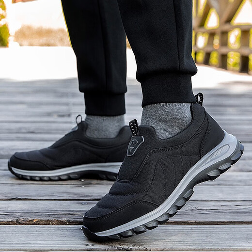 Zunshi pipe elderly shoes men's summer breathable non-slip soft sole dad shoes middle-aged and elderly walking shoes comfortable mesh mother shoes 9207 black men's style 39