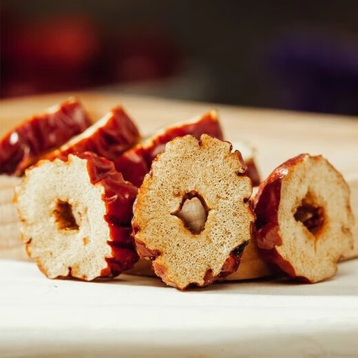 
New red dates and red wolfberry combinations are equipped with authentic Chinese herbal medicines soaked in water, gougujiguya, wolfberry, tea cans, small cans [2 cans] red wolfberry + red date slices