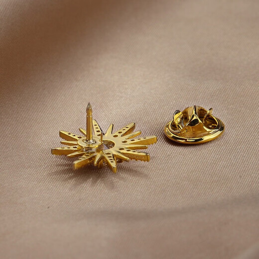 WOUG exquisite small brooch men's high-end suit corsage business collar pin ins trendy badge personality gold one