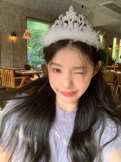 Birthday crown tiara girls hairband female feather rhinestone crown tiara party eighteen year old coming of age ceremony princess J silver feather rhinestone crown