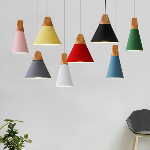 Yilin simple fashion macaron color lamps Nordic restaurant cafe clothing store shopping mall lighting solid wood chandelier P606-A white