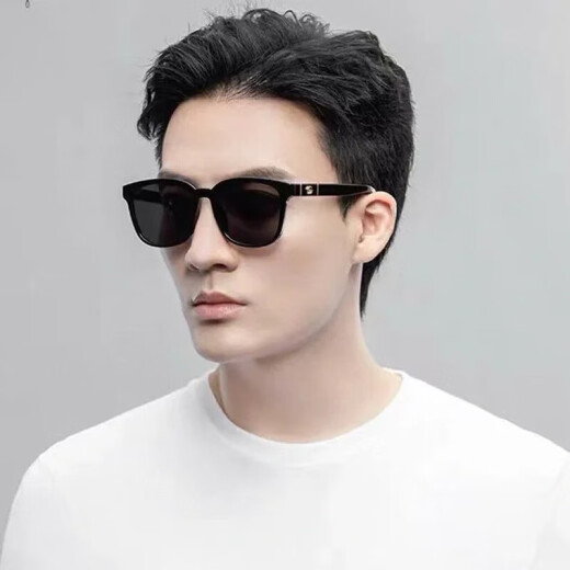 
Gucci (GUCCI) square frame slimming glasses Gucci sunglasses women driving sun protection sunglasses men luxury glasses Gift GG0637SK-001 black