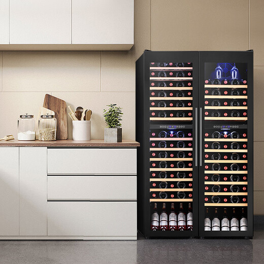 Bacchus wine cabinet with double doors, 150 bottles, thermostatic cabinet, home commercial tea cabinet, frozen beer, champagne, whiskey ice bar, double-door built-in wine storage, large living room, villa, combination cabinet, left full wooden shelf + right hanging cup 416L YC-208 air-cooled compressor four temperature zones