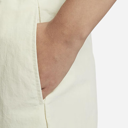 Nike Frauenhosen gewebt Shorts Sommer atmungsaktiven Sport losen atmungsaktiv