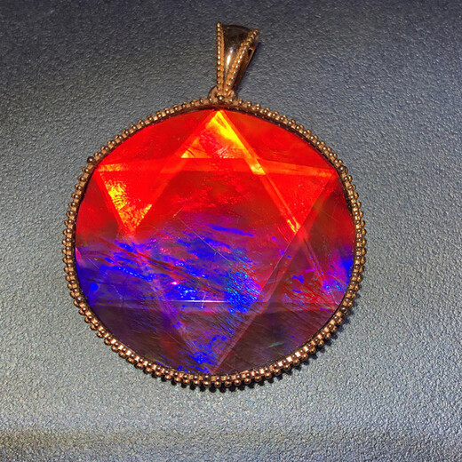 Bixiu Tang Canadian Natural Class Color Stone Pendant S925 Silver-wrapped Edge Li Juming Spot Color Snail Lucky Gem Spot Color Nine Tails Pendant