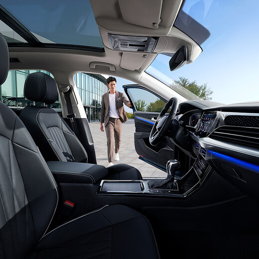 Bare car deposit, SAIC Volkswagen Passat, outstanding model 380TSI, brand new car. For corporate purchases, please consult customer service for quotations.