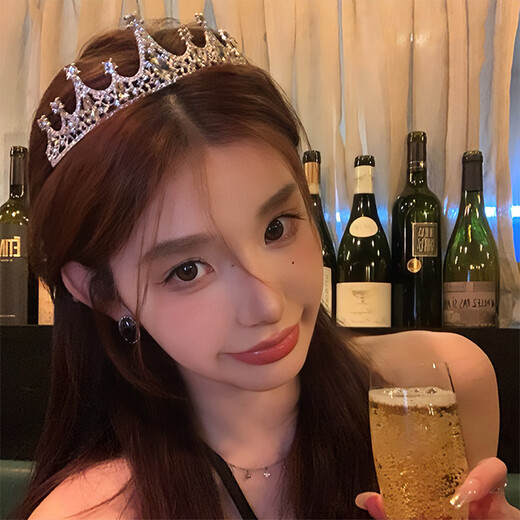 First birthday crown tiara, eighteen-year-old coming-of-age ceremony sparkling diamond headband, marriage proposal, photo props, high-end hair accessories, silver princess crown, black gilt gift box