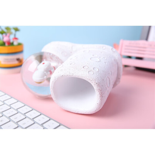 Zhenxiqi Astronaut Pen Holder Children's Day Gift Night Light Office Desk Ornament Creative Crystal Ball Pen Holder Birthday Gift [Golden Astronaut Crystal Ball Pen Holder Lamp]