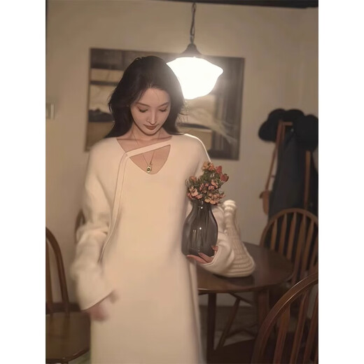 Ji Zhenfei's high-end V-neck French knitted dress for women in autumn and winter with coat and winter bottoming long sweater dress French dress off-white 85-140Jin Jin equals 0.5 kg