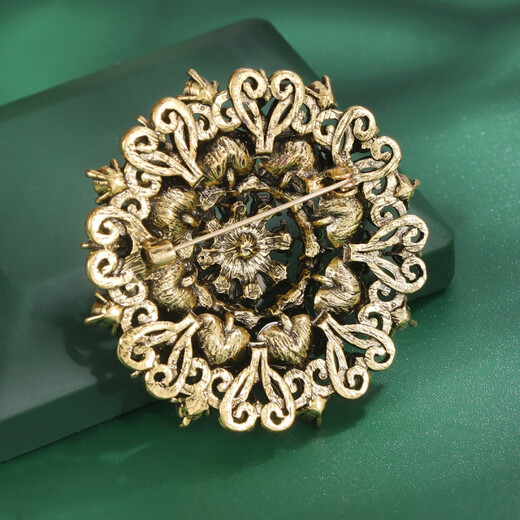 MIEG retro ethnic style round floral brooch, palace style corsage brooch, dress coat accessories, antique gold