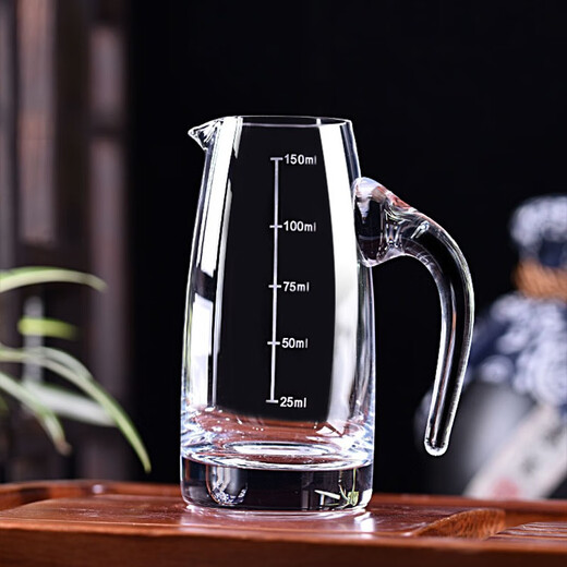 Baer crystal wine dispenser for liquor household commercial creative glass jug hotel special scale hotel wine pourer 100ml straight wine dispenser
