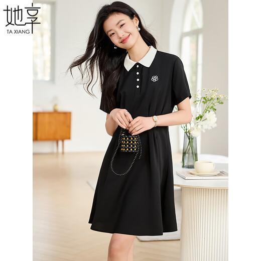 She enjoys a short-sleeved dress with a blouse collar and waist-hugging slimming design and versatile fashionable midi skirt T143Q1391